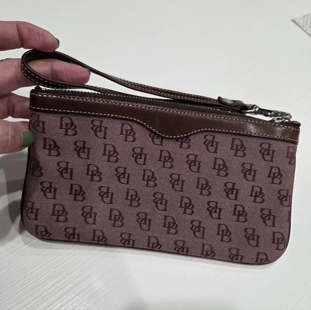 Dooney & Bourke Zip Top Pouch/ Wristlet Wallet Burgundy Signature Leather Trim